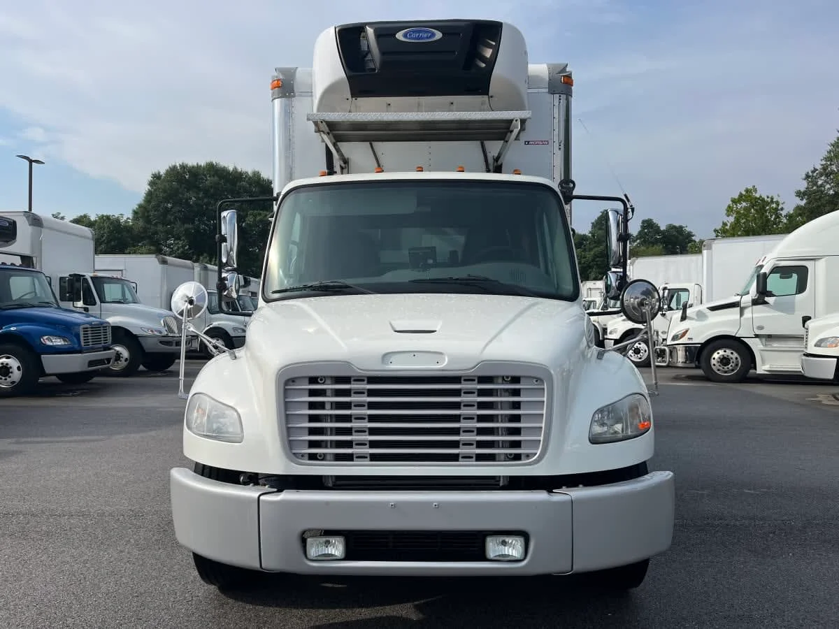 2018 Freightliner M2 106 in Beltsville, MD — photo 2