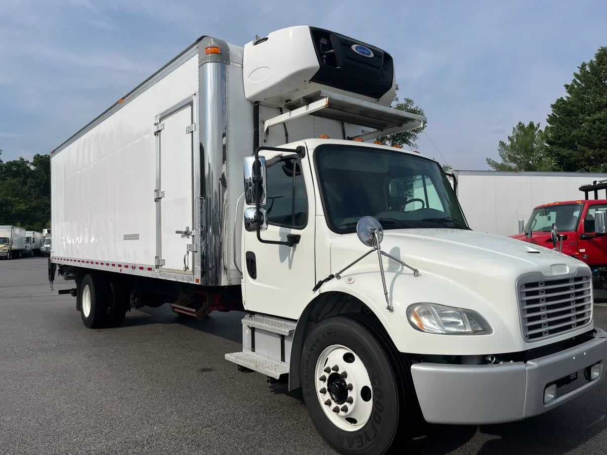 2018 Freightliner M2 106 in Beltsville, MD — photo 3