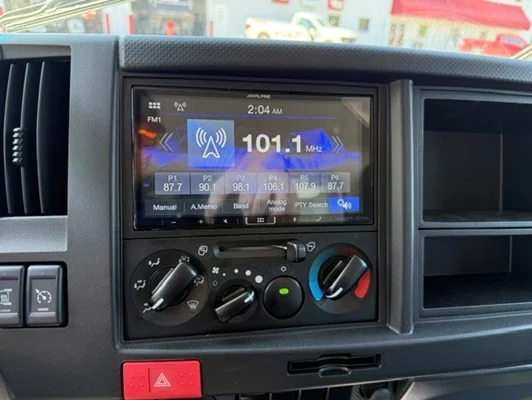 2025 Isuzu NRR in Raleigh, NC — photo 12