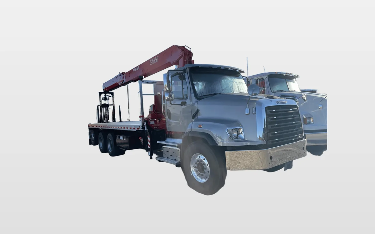 2014 Freightliner 114SD - image 1