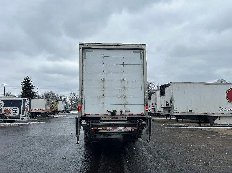 2022 Freightliner M2 106 in Akron, OH — photo 7