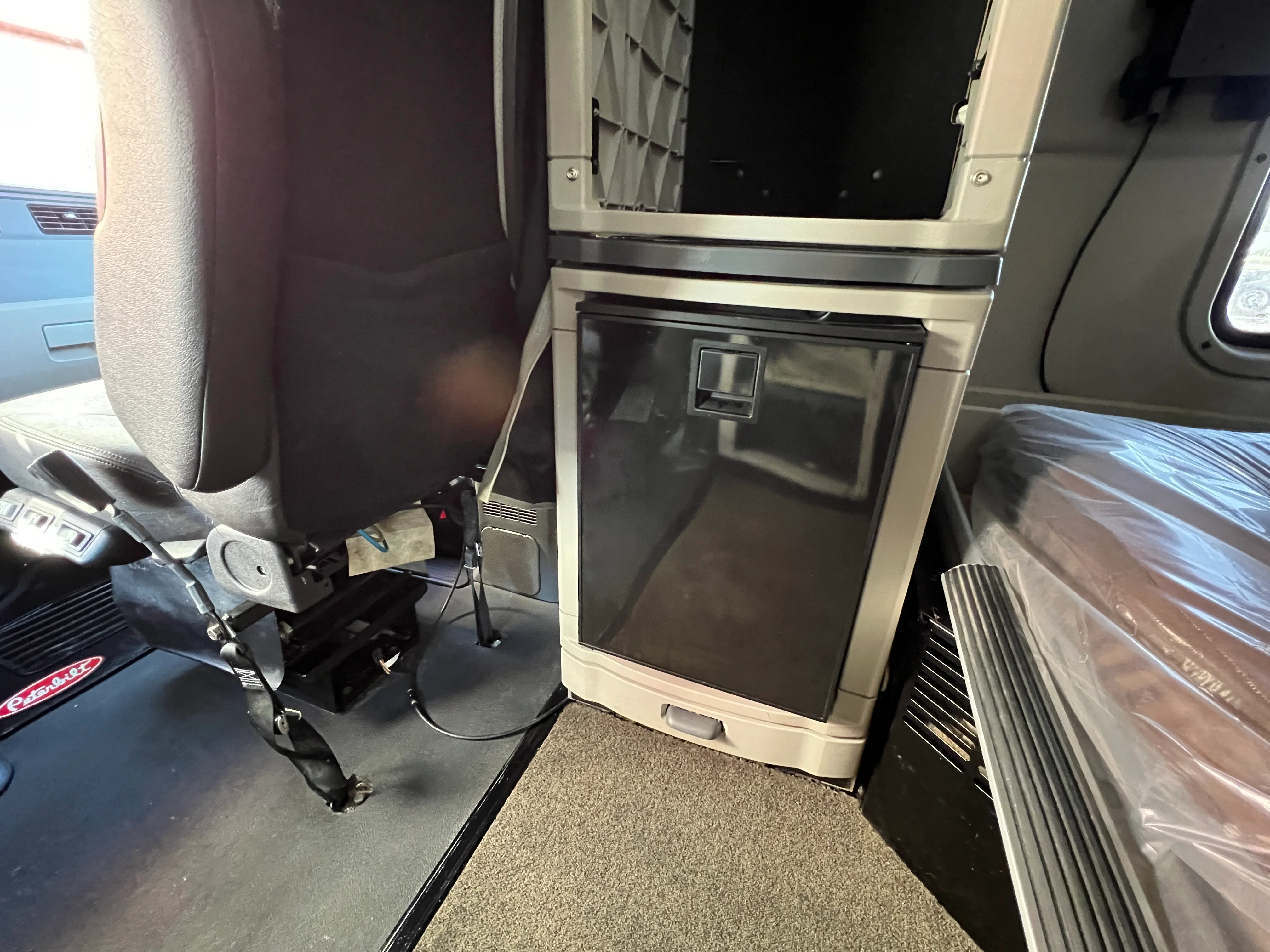 2023 Peterbilt 579 - image 13