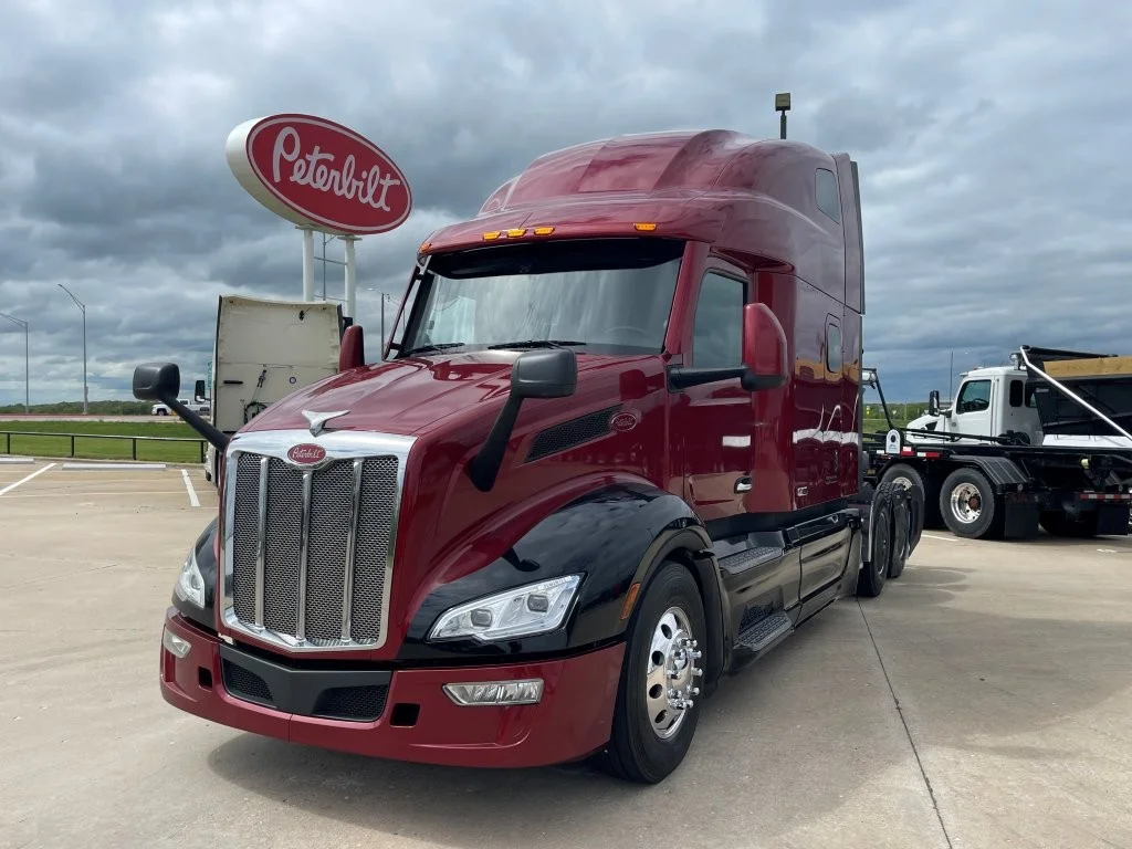 2023 Peterbilt 579 in Springfield, MO