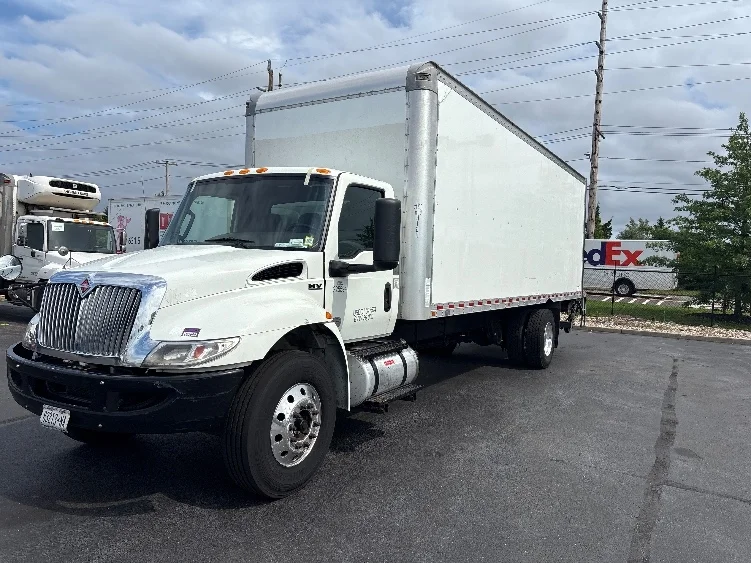 2021 International MV in West Babylon, NY — photo 3