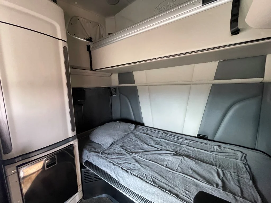 2023 Peterbilt 579 - image 13