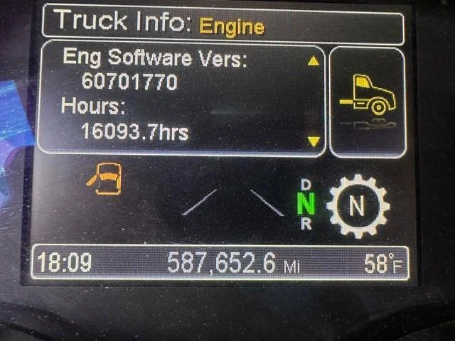 2020 Peterbilt 579 - image 6