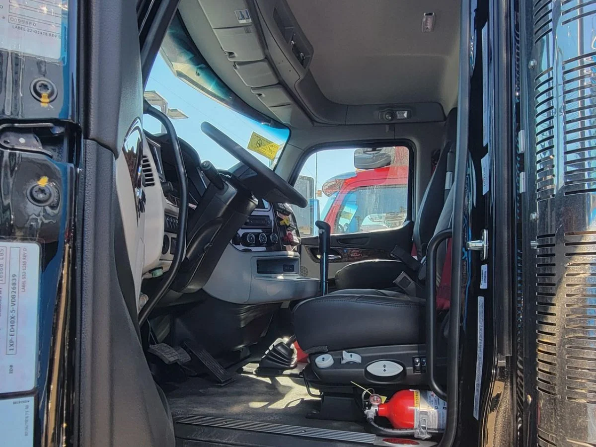 2027 Peterbilt 589 in Plainville, MA — photo 3