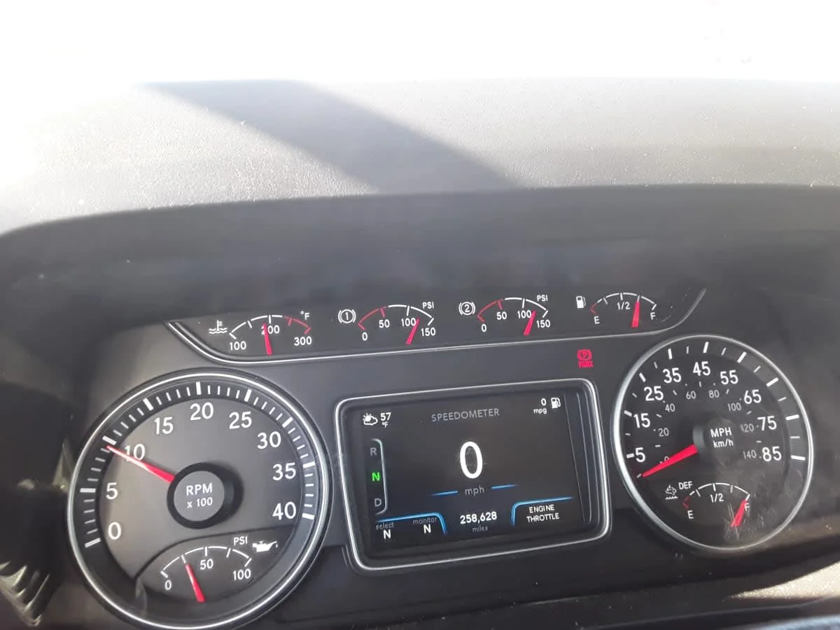 2020 International MV - image 10