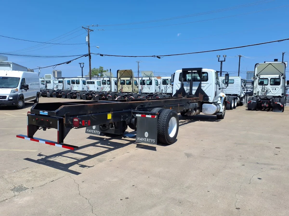 2019 International 4300 in Dallas, TX — photo 4