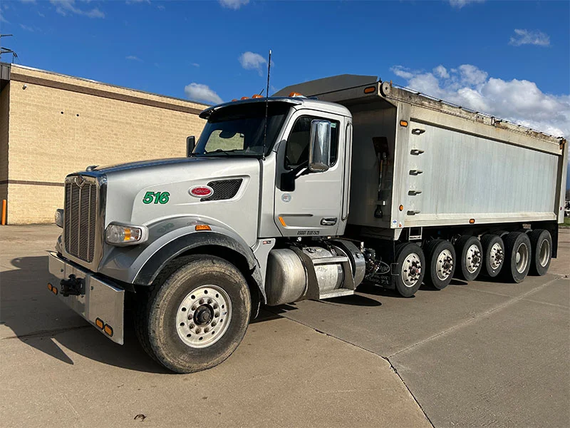 2021 Peterbilt 567