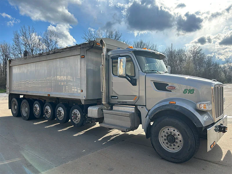 2021 Peterbilt 567 in Broadview Hts, OH — photo 3