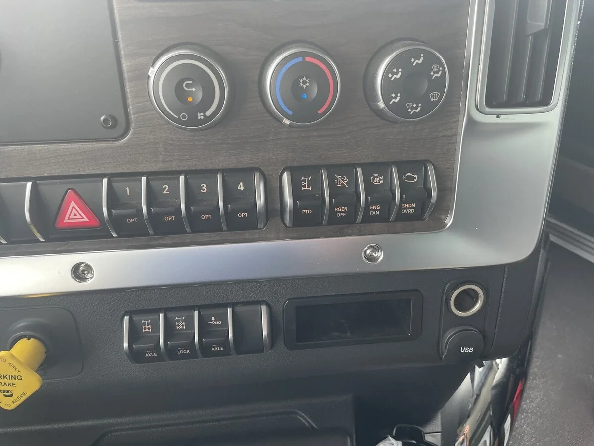 2026 Western Star 47X in Chattanooga, TN — photo 17