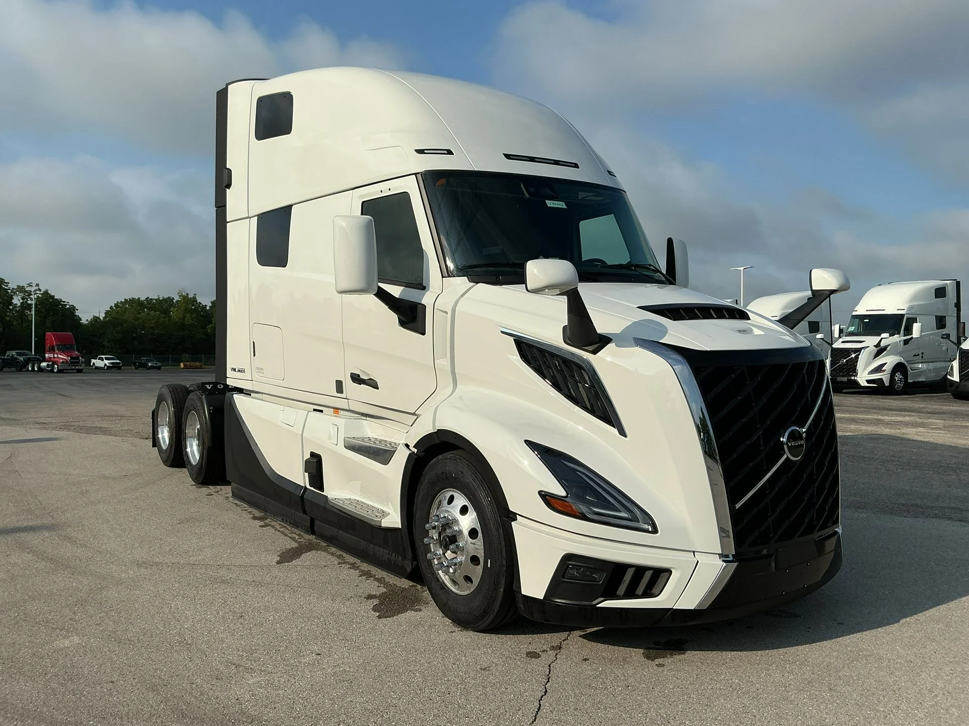 2026 Volvo VNL 860 - image 3