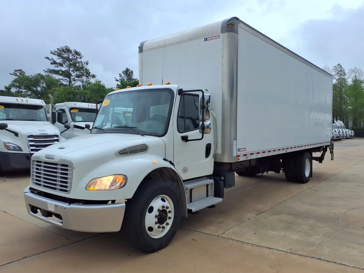 2020 Freightliner M2 106 in Houston, TX