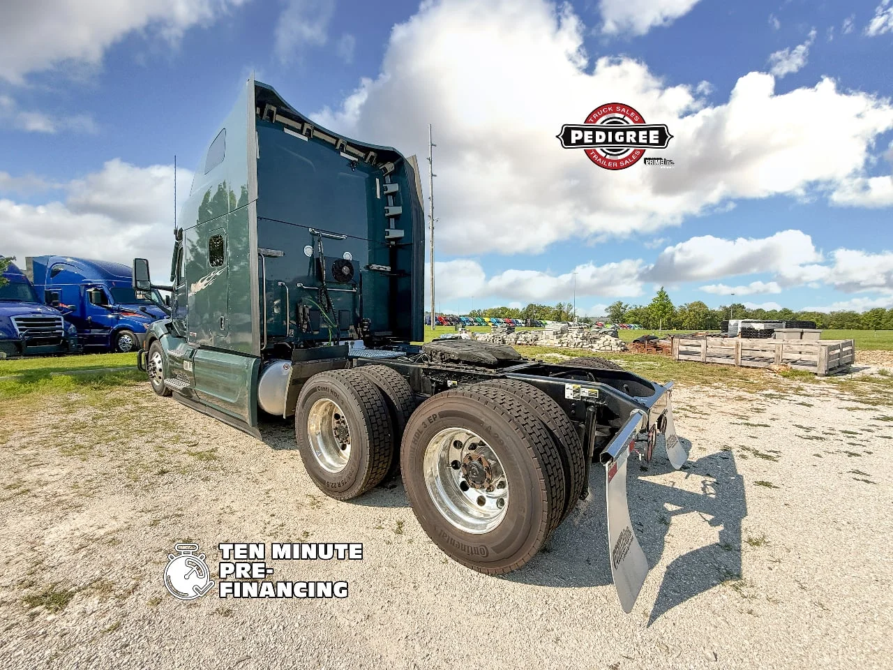 2024 Peterbilt 579 in Springfield, MO — photo 2