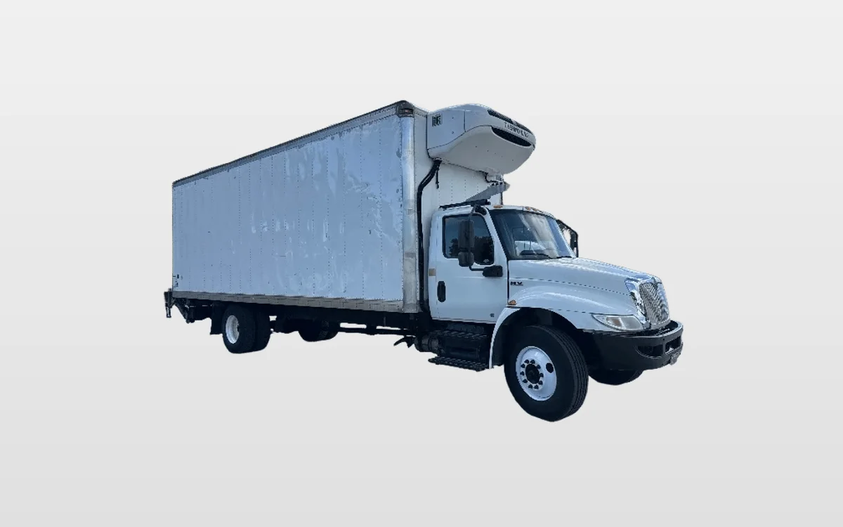 2020 International MV - image 1