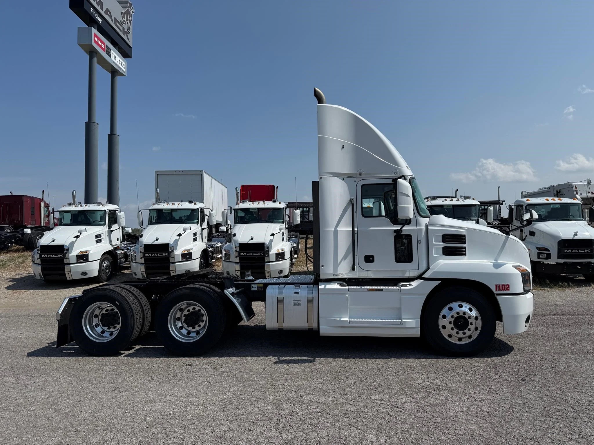 2020 Mack Anthem in Findlay, OH — photo 5