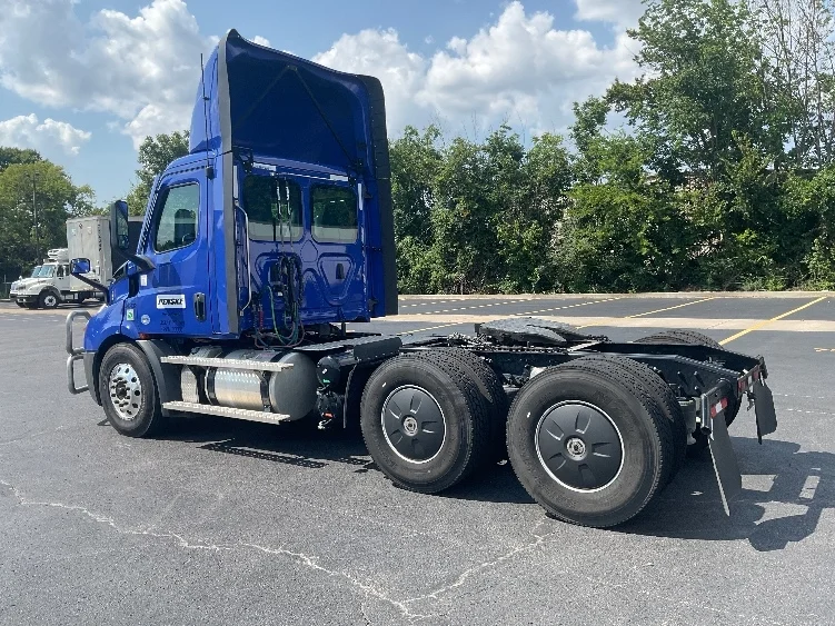 2021 Freightliner Cascadia in Nashville (Mount Juliet), TN — photo 5