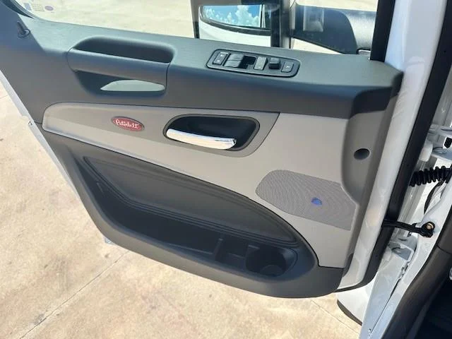 2026 Peterbilt 567 - image 37