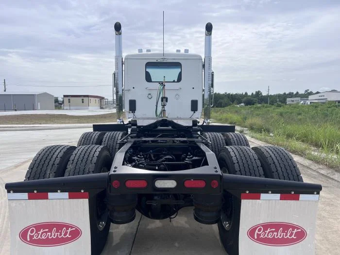 2025 Peterbilt 589 — photo 5