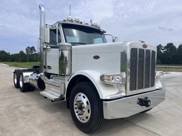 2025 Peterbilt 589 — photo 8