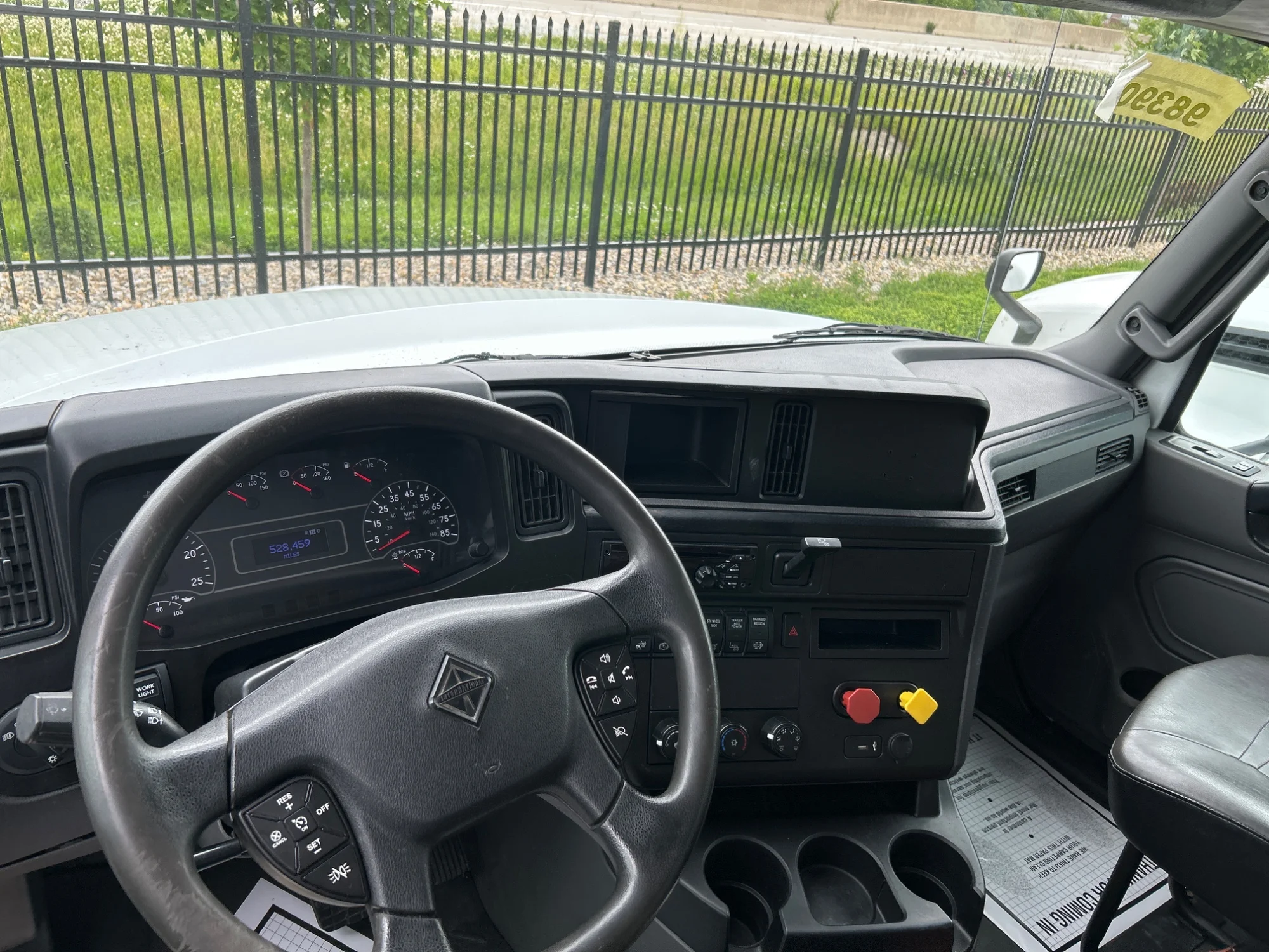 2018 International LT in Lafayette, IN — photo 5