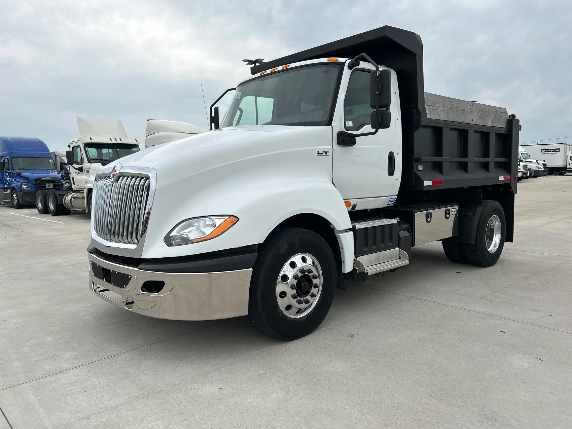 2018 International LT