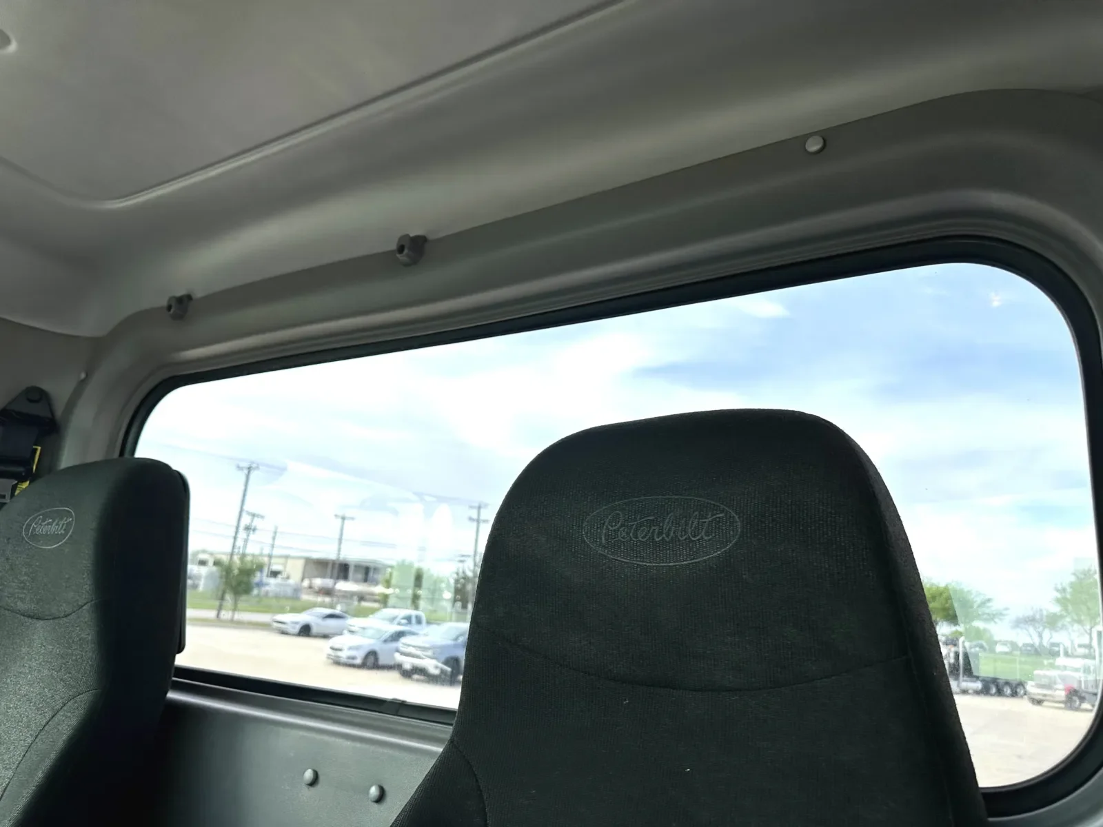 2018 Peterbilt 389 in Hutchins, TX — photo 20
