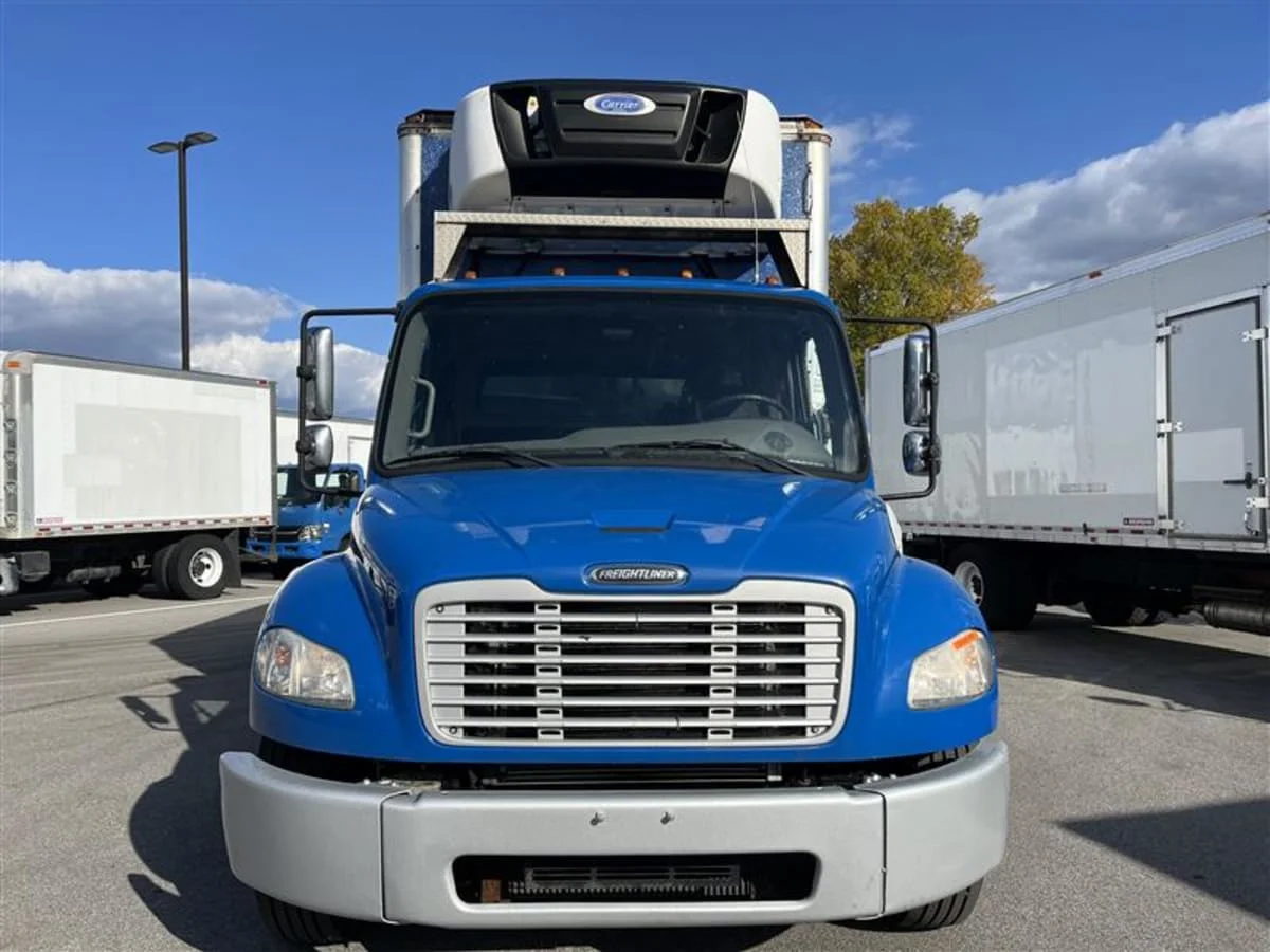 2018 Freightliner M2 106 in Beltsville, MD — photo 2
