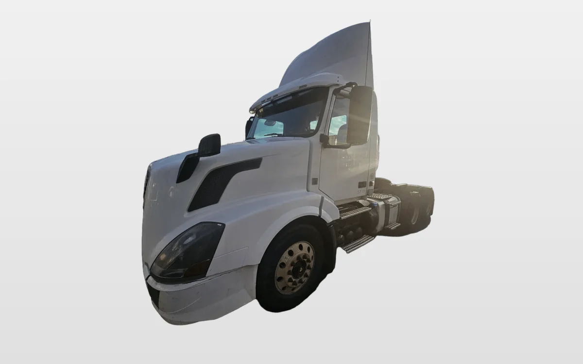 2017 Volvo - image 1