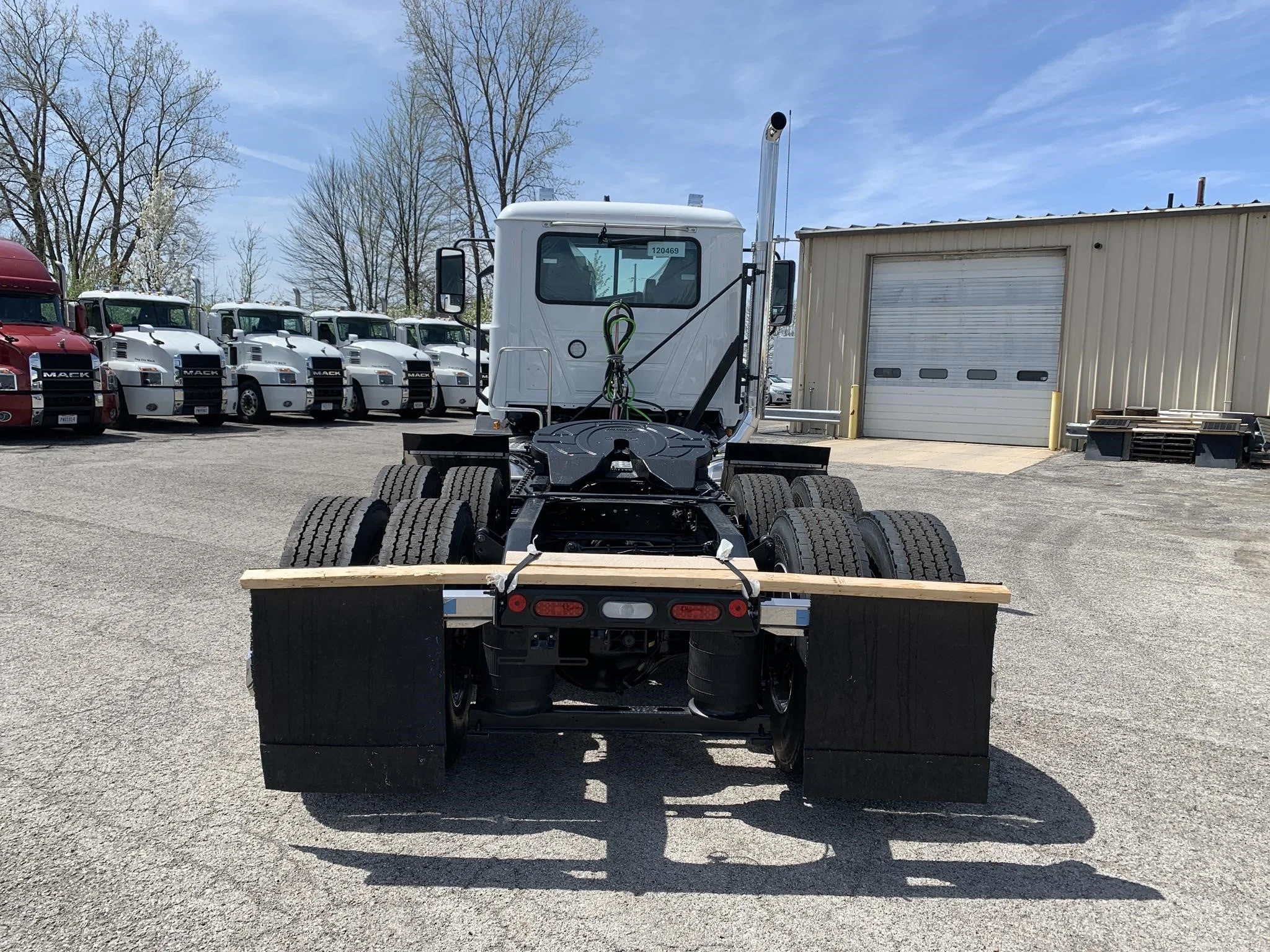 2026 Mack Anthem in Findlay, OH — photo 4