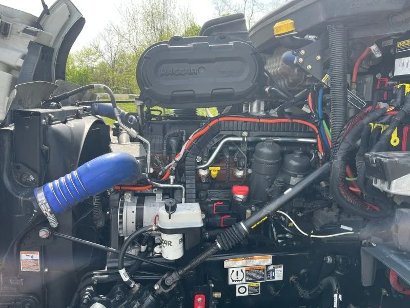 2023 Peterbilt 579 in Richmond, VA — photo 12