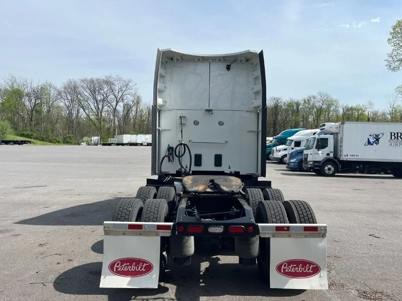 2023 Peterbilt 579 in Richmond, VA — photo 19
