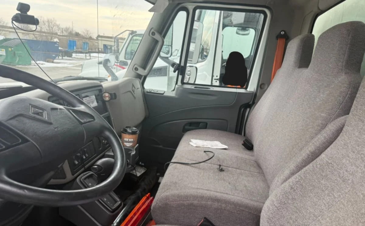 2019 International 4300 in Wayland, MI — photo 7