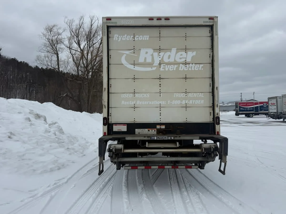 2019 International 4300 in Wayland, MI — photo 5