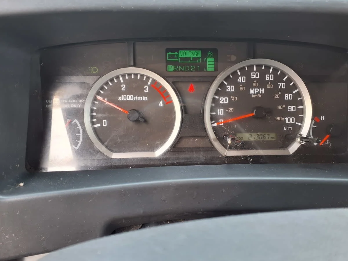 2018 Isuzu NRR - image 10