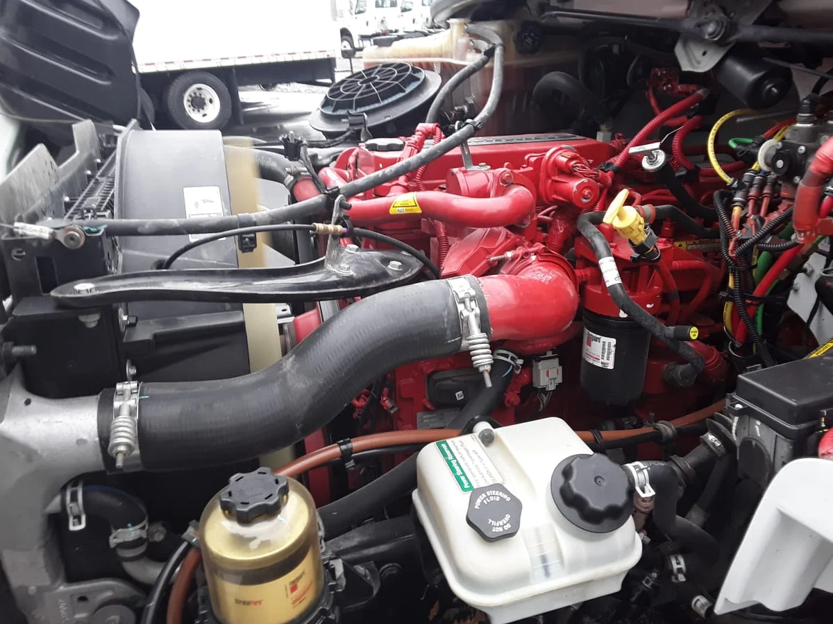 2018 Freightliner M2 106 - image 5