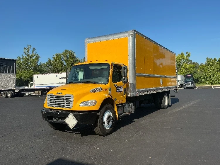 2019 Freightliner eM2 in Morrisville, NC — photo 3