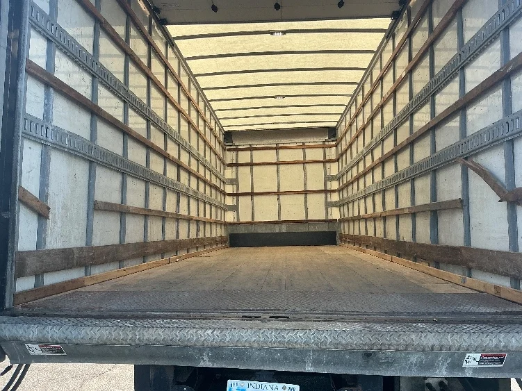 2019 Freightliner eM2 in Morrisville, NC — photo 10