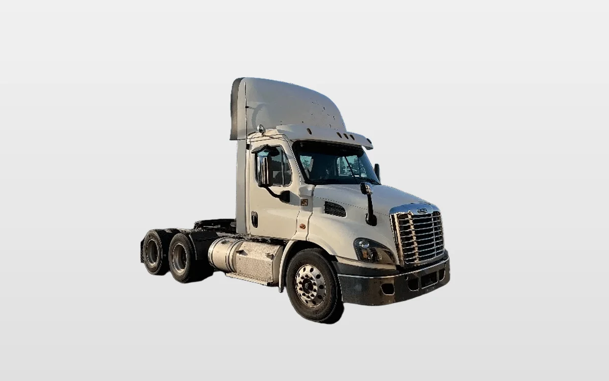 2018 Freightliner Cascadia - image 1