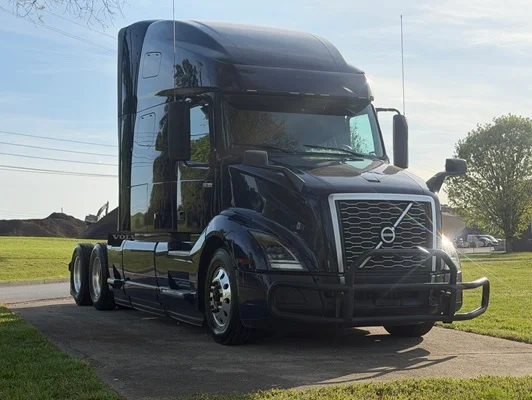2023 Volvo VNL 760 in Nashville, TN
