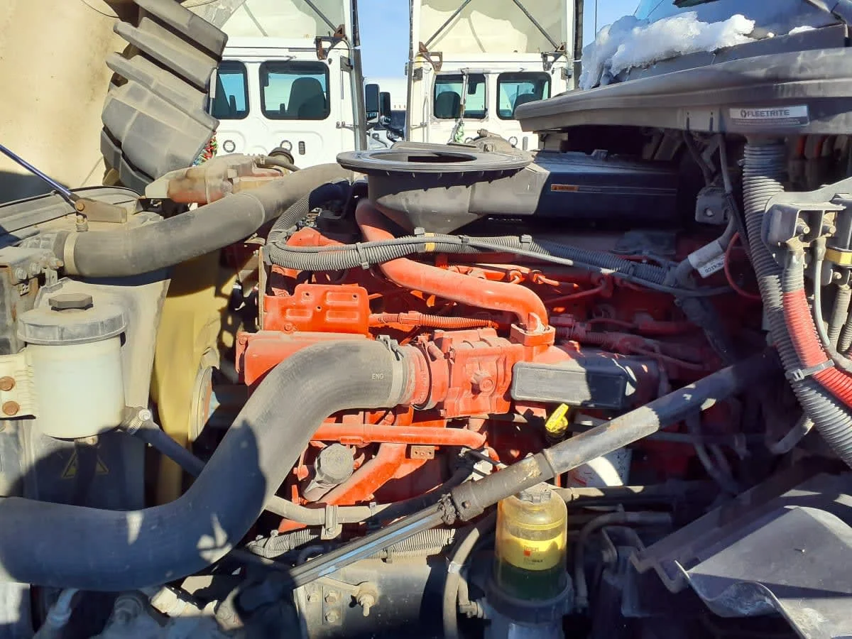 2019 International LT in Indianapolis, IN — photo 8