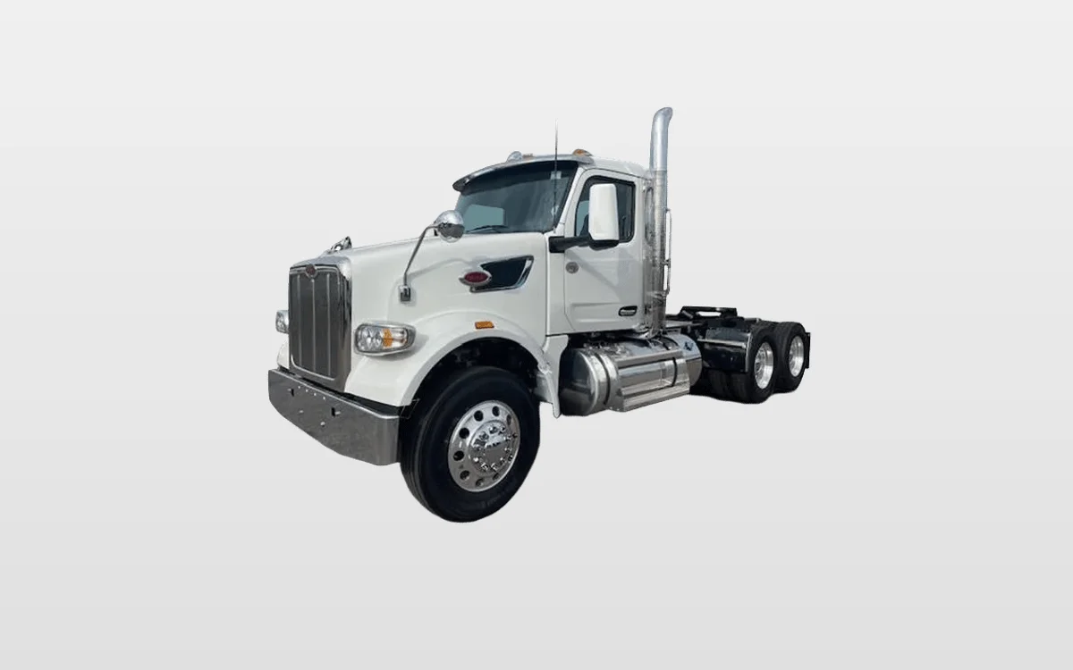2026 Peterbilt 567 - image 1