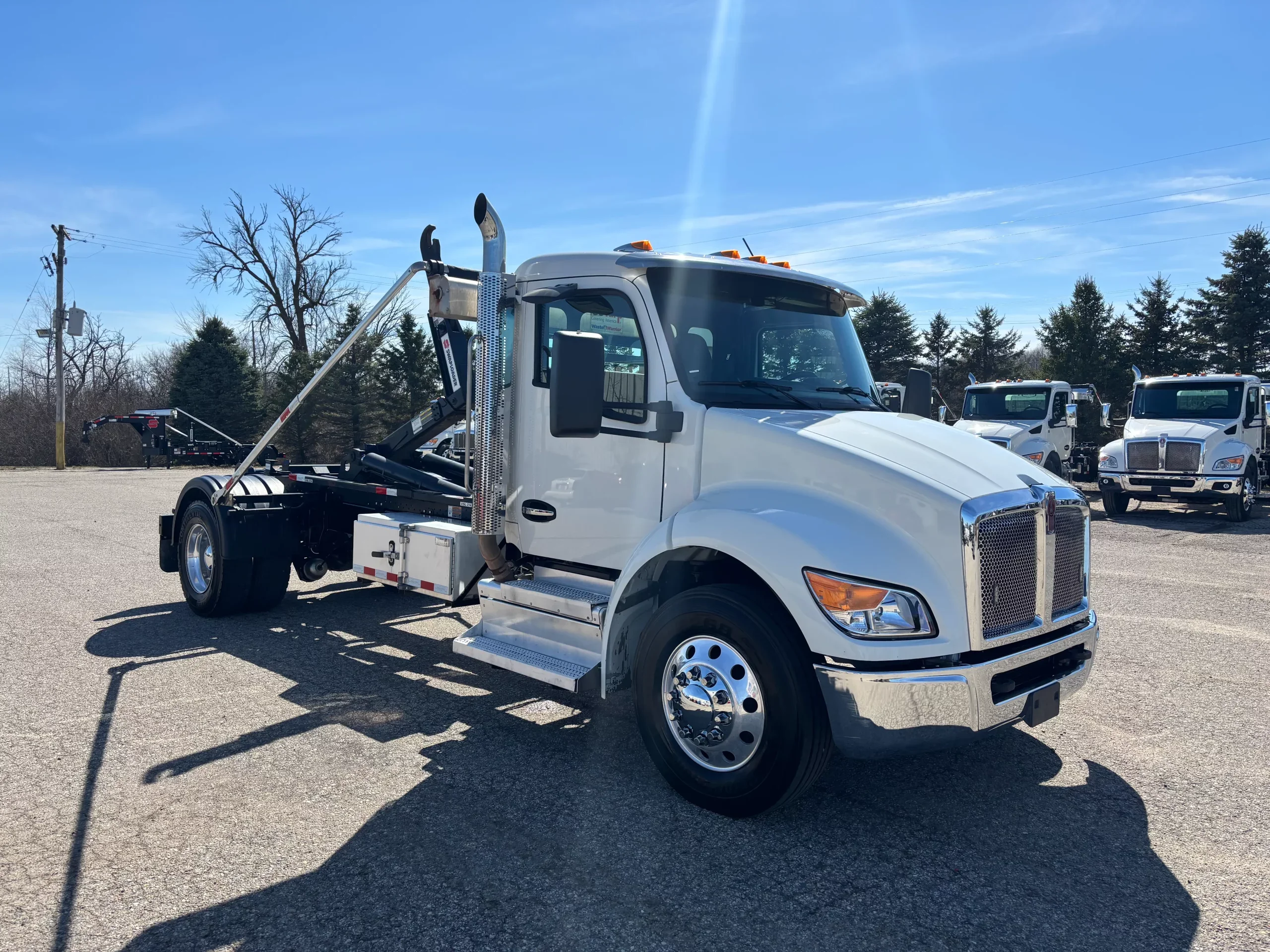 2025 Kenworth T280