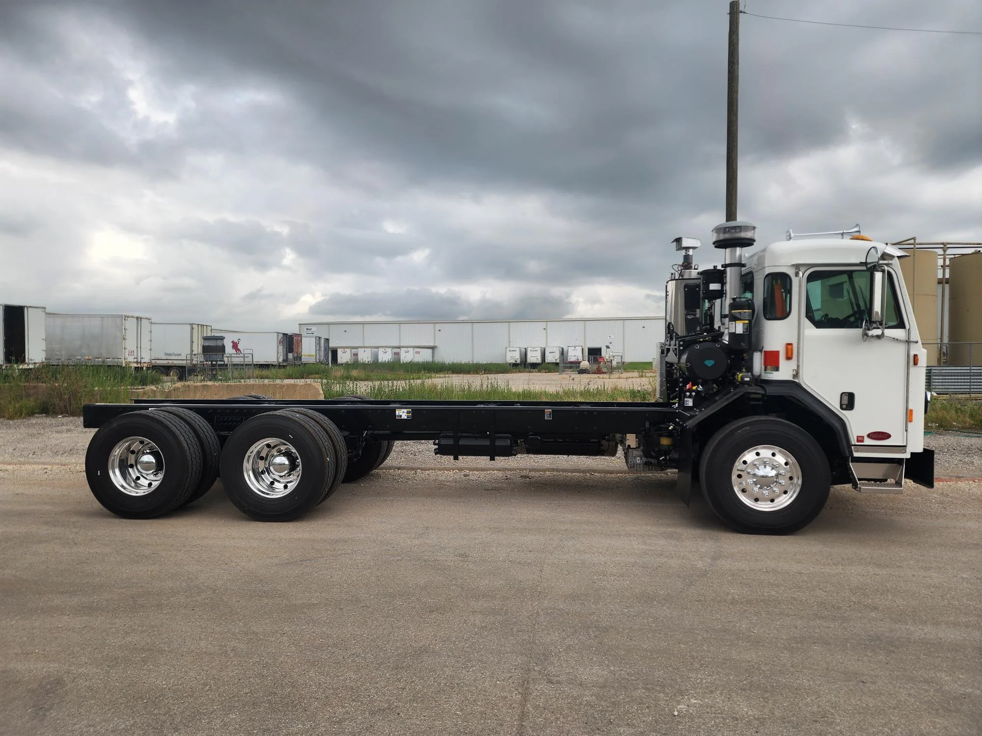 2026 Peterbilt 520 in Springfield, MO — photo 2