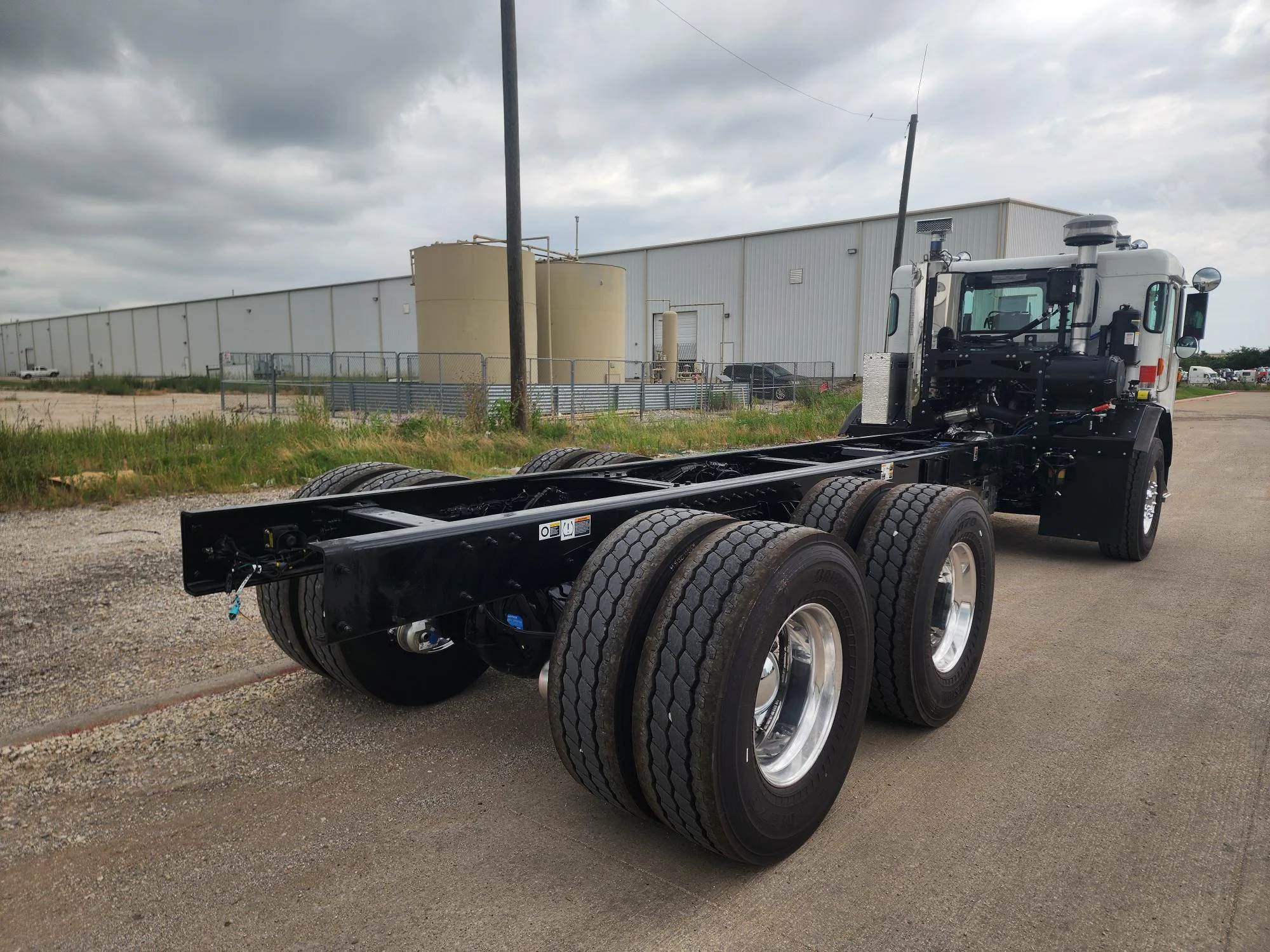 2026 Peterbilt 520 in Springfield, MO — photo 3