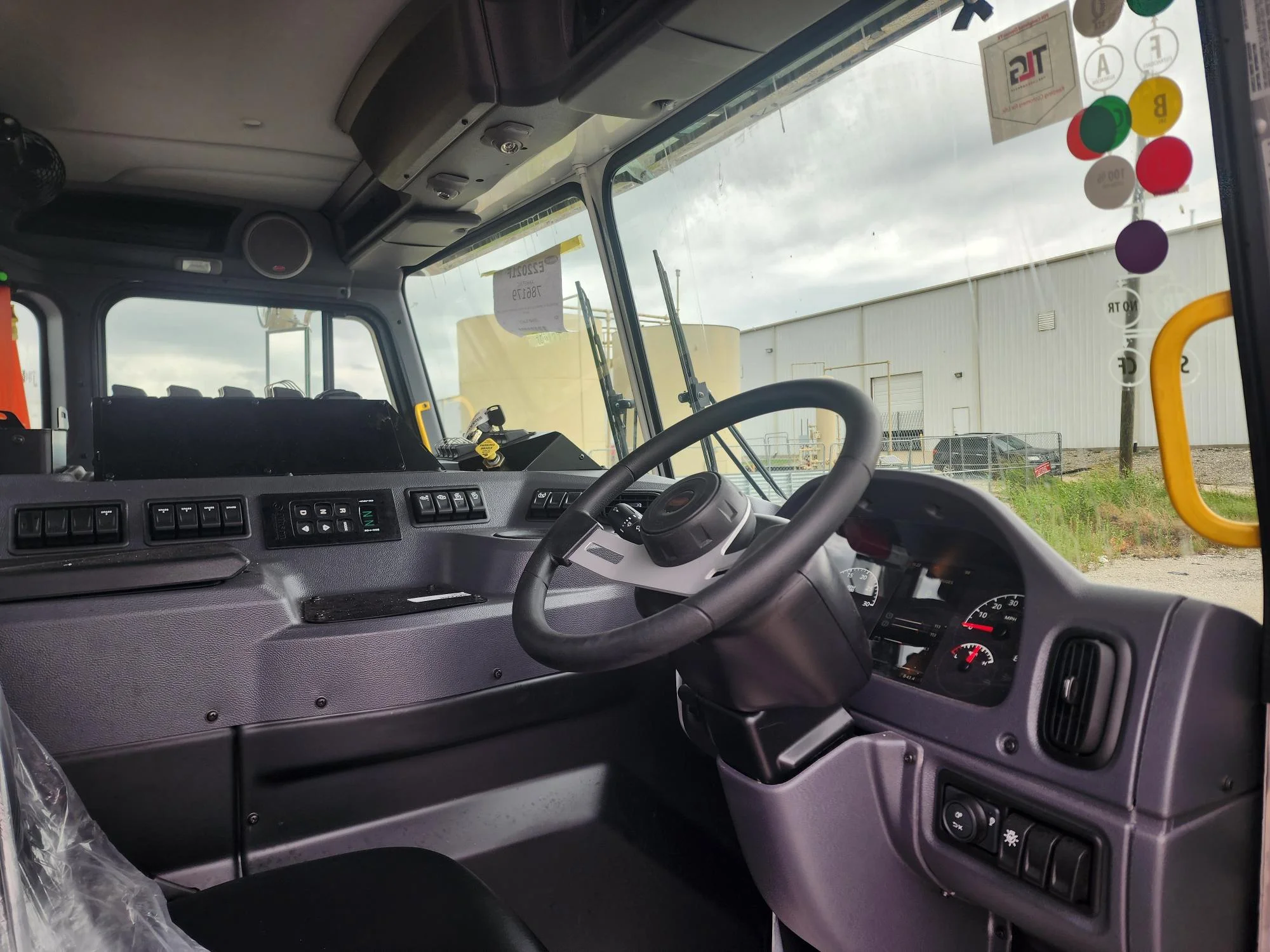 2026 Peterbilt 520 in Springfield, MO — photo 9