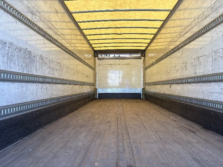 2021 Freightliner eM2 in Hammond, LA — photo 9