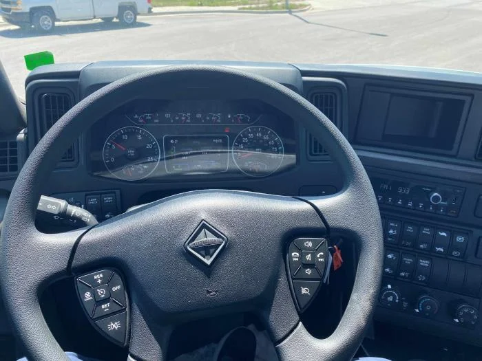 2026 International LT - image 9