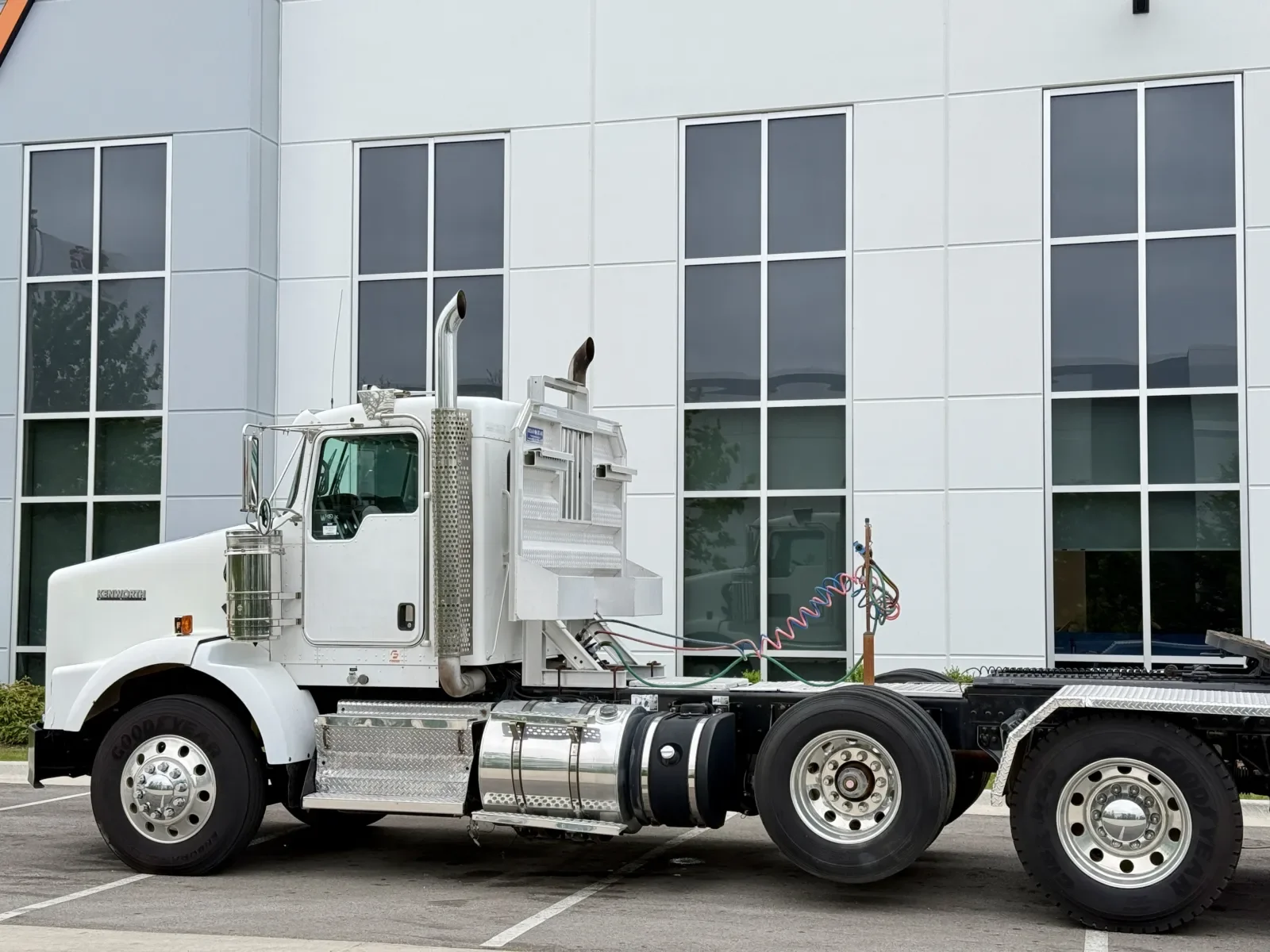 2011 Kenworth T800 in New Lenox, IL — photo 8